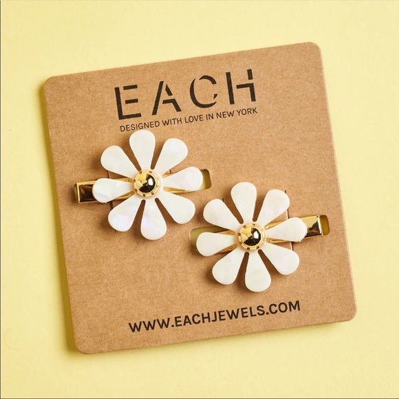 Fan Fit Fun EACH Flower Barrette Set. NWT - Picture 1 of 4